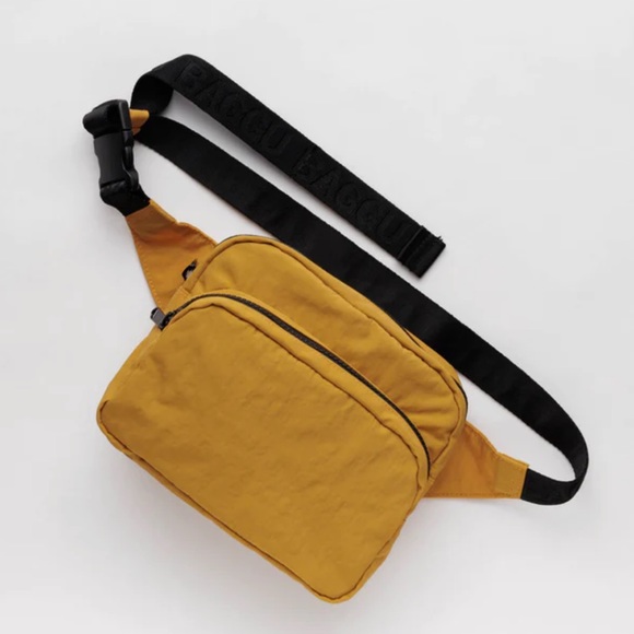 BAGGU Handbags - BAGGU Fanny Pack